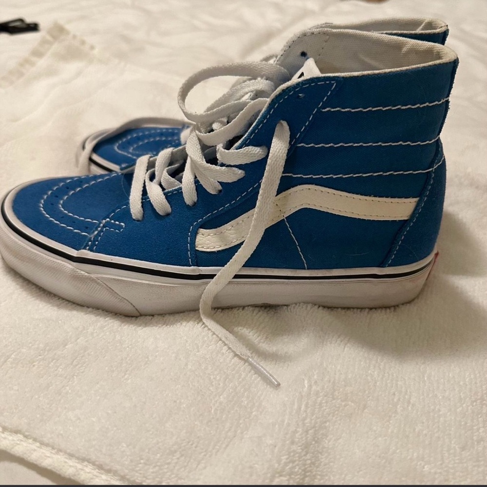 Vans Kids High-Top Sneakers in Blue and White